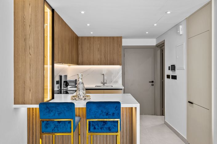 Image No.8-Studio for sale