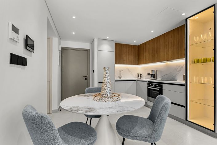 Image No.10-1 Bed Apartment for sale