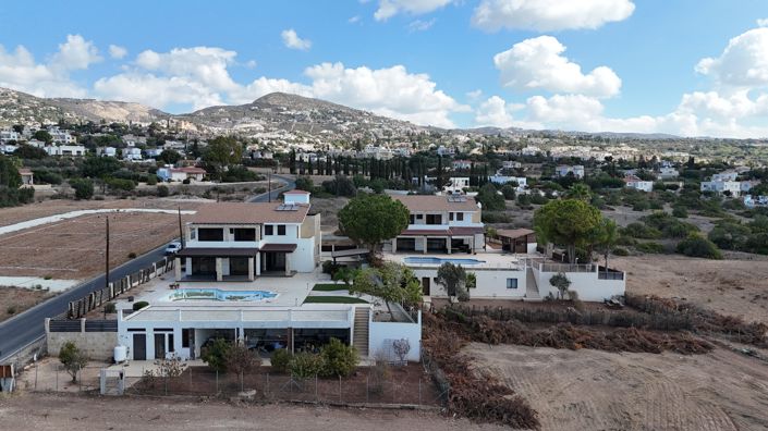 Image No.20-4 Bed Villa for sale