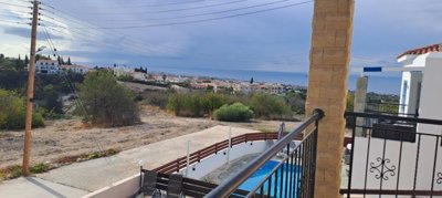 a9b463f0-1bfc-4637-bb82-5e6335ad9401