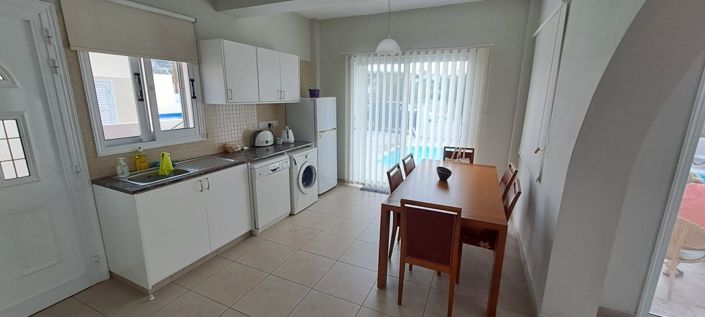 Image No.5-Maison de 3 chambres à vendre à Tala