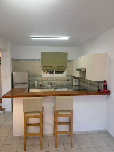 Image No.9-2 Bed House for sale