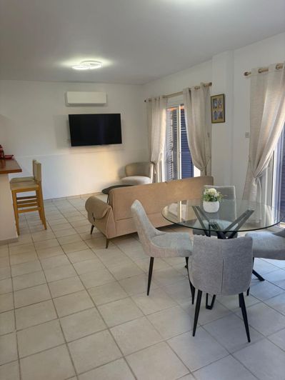 Image No.2-2 Bed House for sale