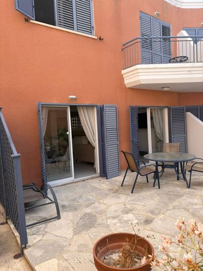 Image No.8-2 Bed House for sale