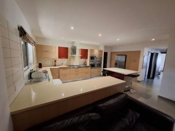 1ff7a7b1-6b39-465b-b62d-cc17cd745520