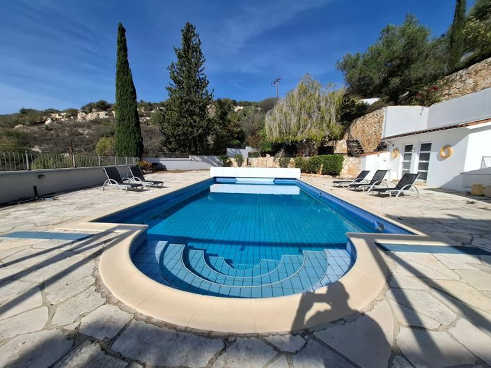 Image No.26-6 Bed House for sale