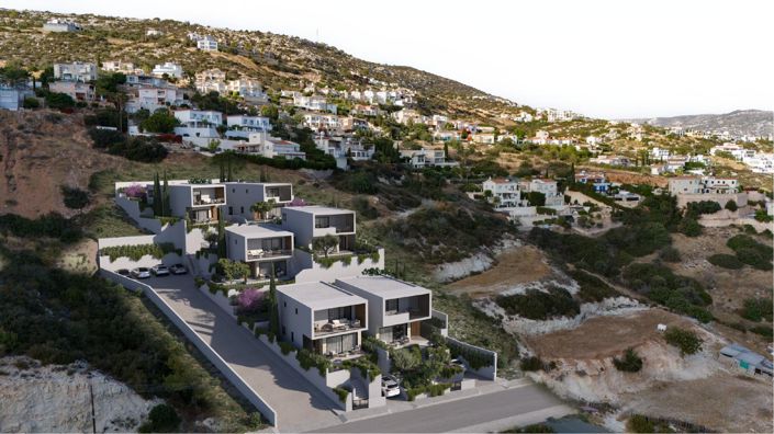 Image No.8-3 Bed House for sale