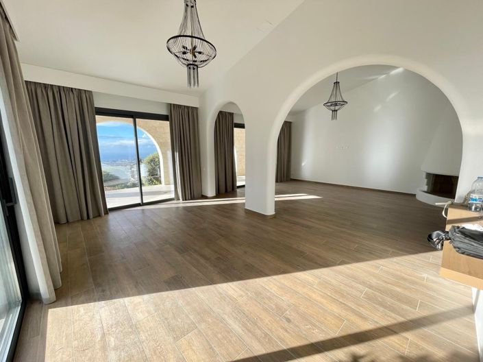 Image No.5-5 Bed Bungalow for sale