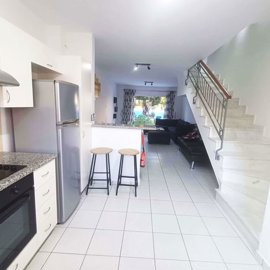 4295b044-754d-454d-ae81-6e2edf910279