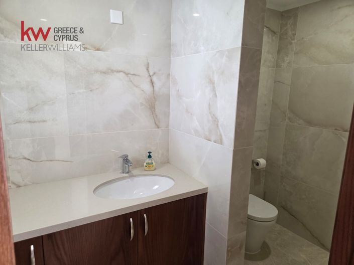 Image No.4-4 Bed Villa for sale