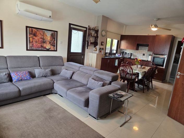 Image No.3-4 Bed Villa for sale