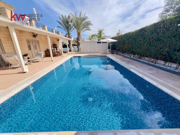 Image No.8-3 Bed Villa for sale