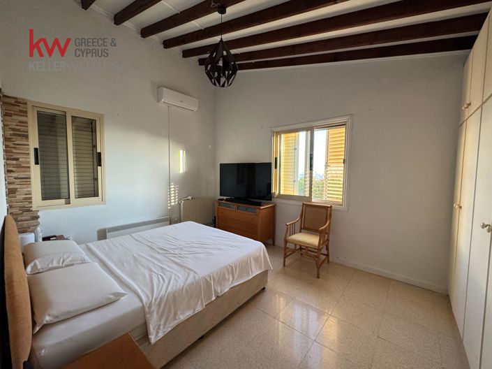 Image No.11-3 Bed Bungalow for sale