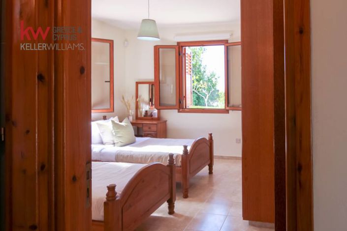 Image No.11-4 Bed Villa for sale