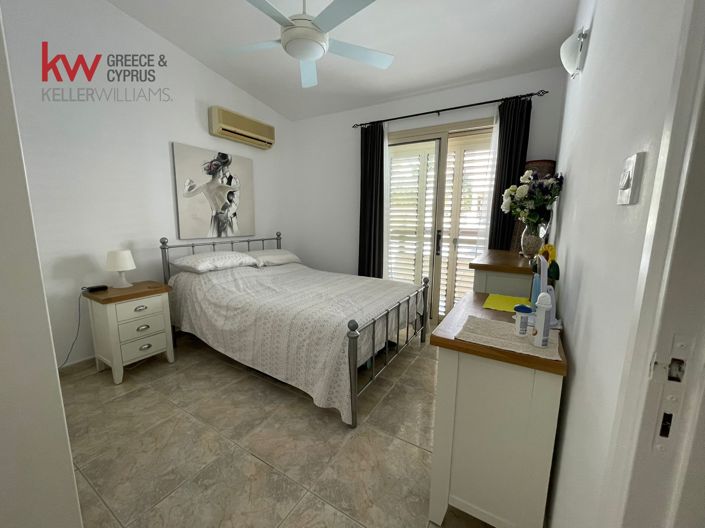 Image No.8-2 Bed Bungalow for sale