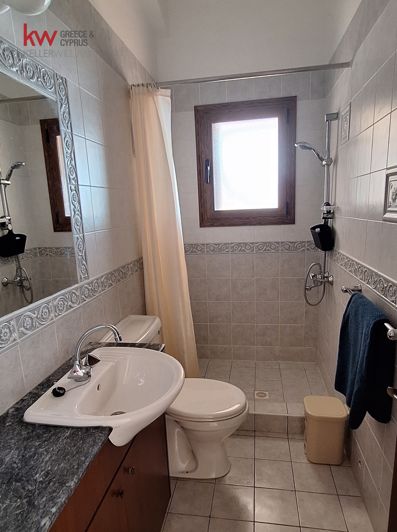 Image No.13-4 Bed House for sale