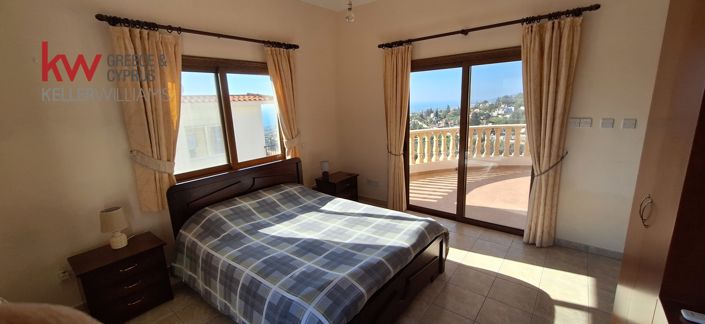 Image No.15-4 Bed House for sale
