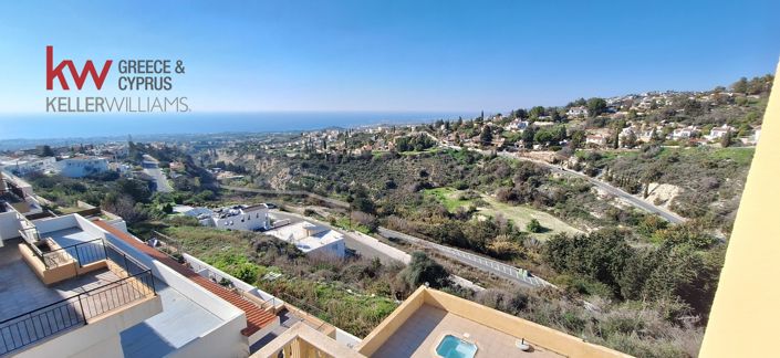Image No.2-4 Bed House for sale