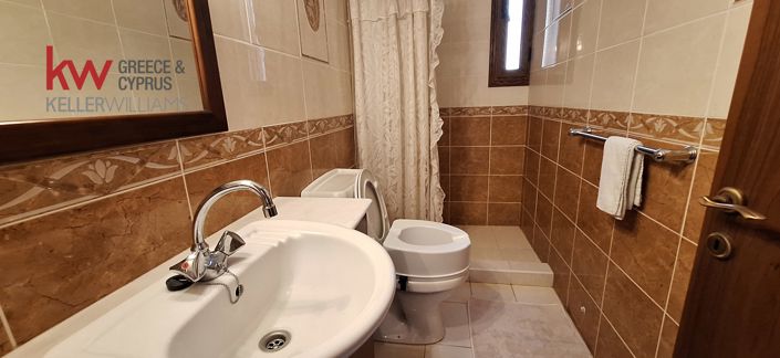 Image No.23-4 Bed House for sale
