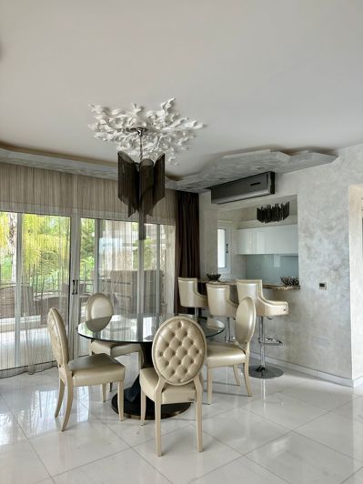 Image No.3-4 Bed Villa for sale