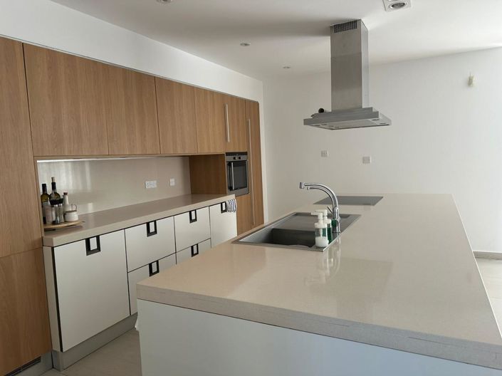 Image No.4-5 Bed Villa for sale