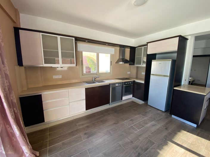 Image No.2-3 Bed Villa for sale