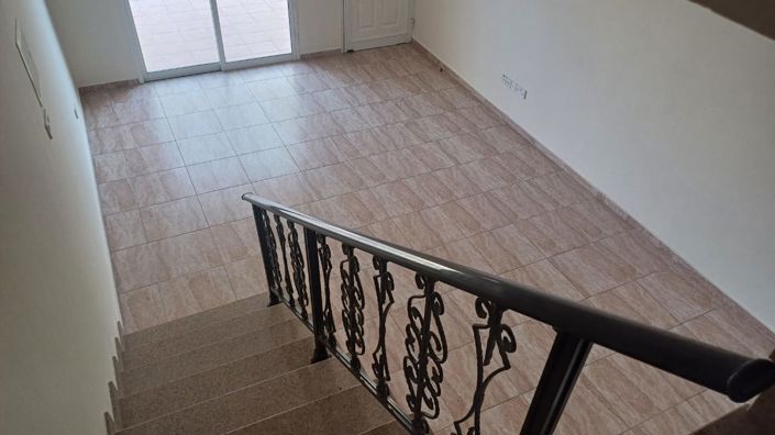 Image No.8-2 Bed Townhouse for sale