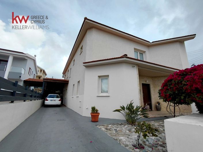 Image No.25-5 Bed House for sale