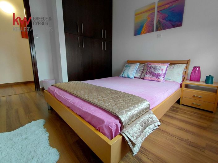Image No.7-5 Bed House for sale