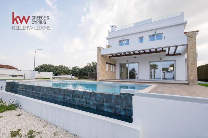Image No.2-3 Bed Villa for sale