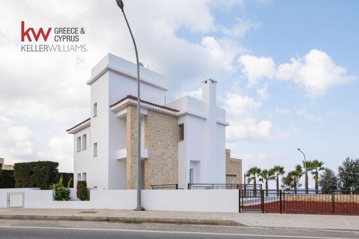 Image No.4-3 Bed Villa for sale