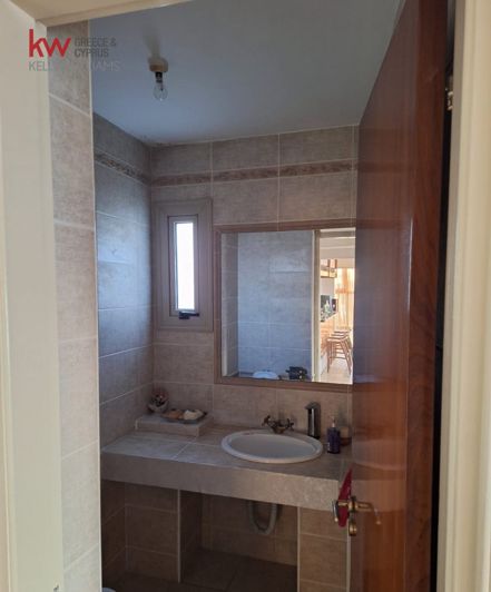 Image No.14-4 Bed House for sale