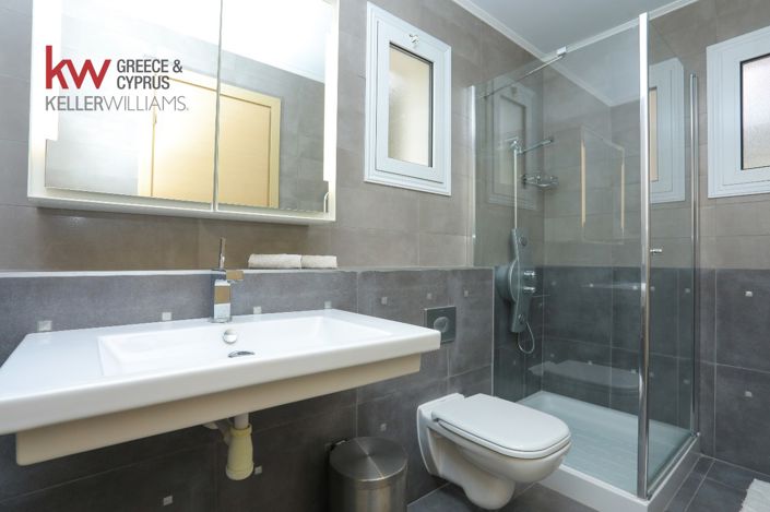 Image No.10-5 Bed Bungalow for sale