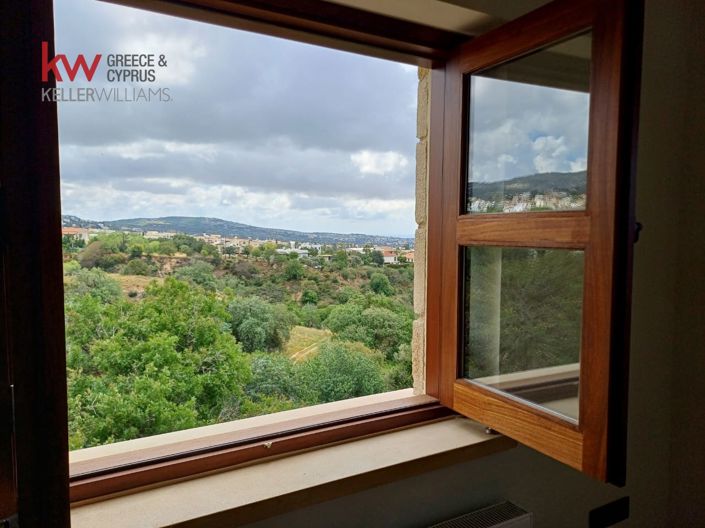 Image No.7-3 Bed House for sale