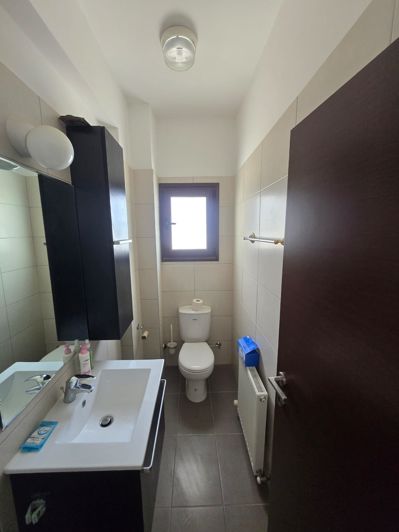 Image No.11-3 Bed House for sale