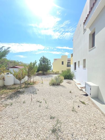 Image No.6-3 Bed House for sale