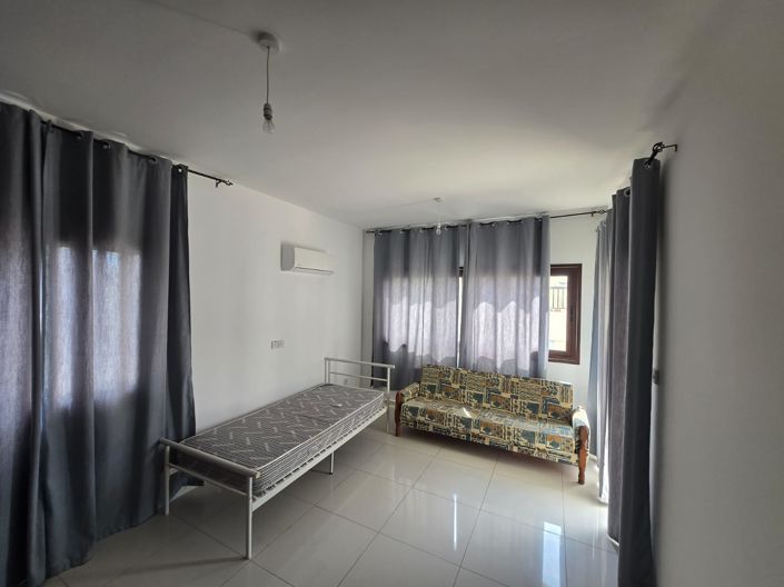 Image No.9-3 Bed House for sale