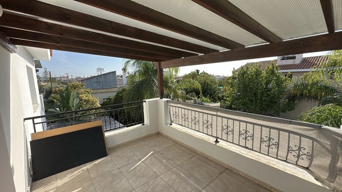 Image No.14-4 Bed Property for sale