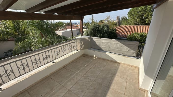 Image No.16-4 Bed Property for sale