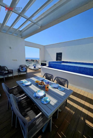 Image No.12-3 Bed Apartment for sale