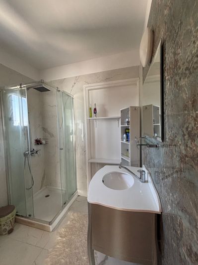 Image No.13-6 Bed Villa for sale