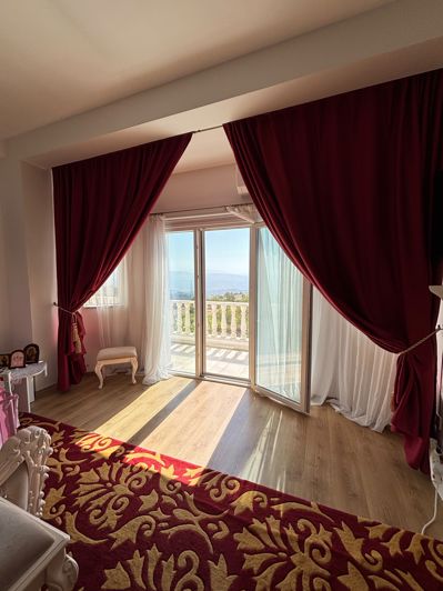 Image No.9-6 Bed Villa for sale