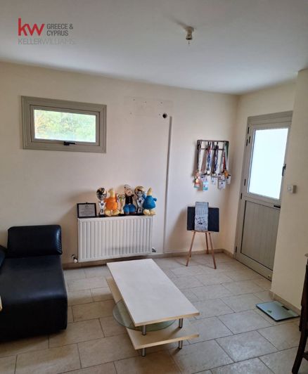 Image No.11-4 Bed House for sale