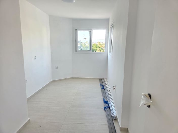 Image No.10-3 Bed Apartment for sale