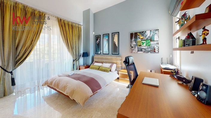 Image No.11-4 Bed House for sale