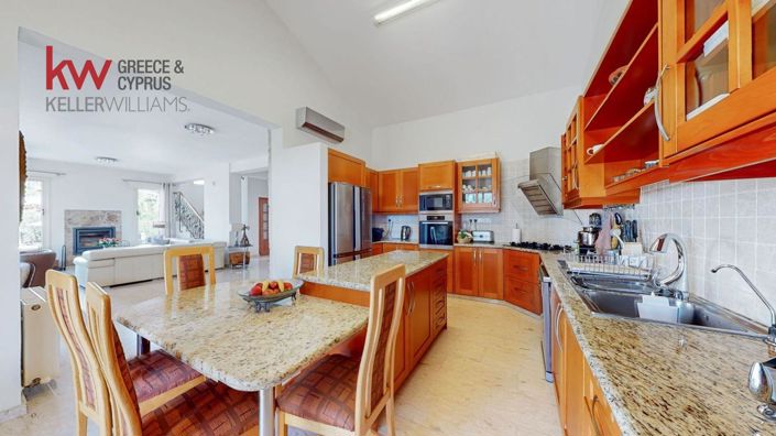 Image No.3-4 Bed House for sale