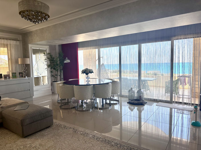 Image No.3-5 Bed Villa for sale