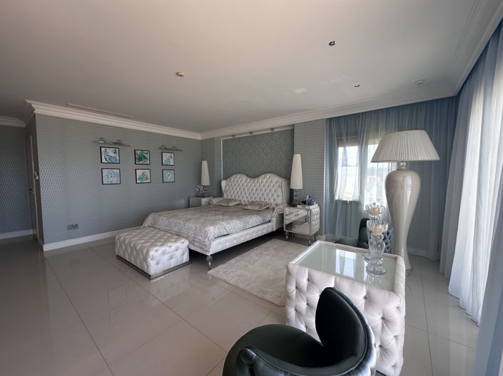 Image No.6-5 Bed Villa for sale
