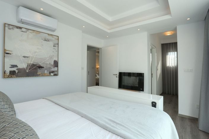 Image No.11-4 Bed Villa for sale