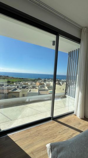 Image No.17-3 Bed House for sale